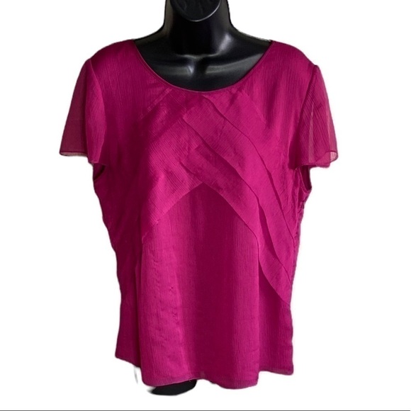 Banana Republic Tops - BANANA Republic Sleeveless Blouse 12P